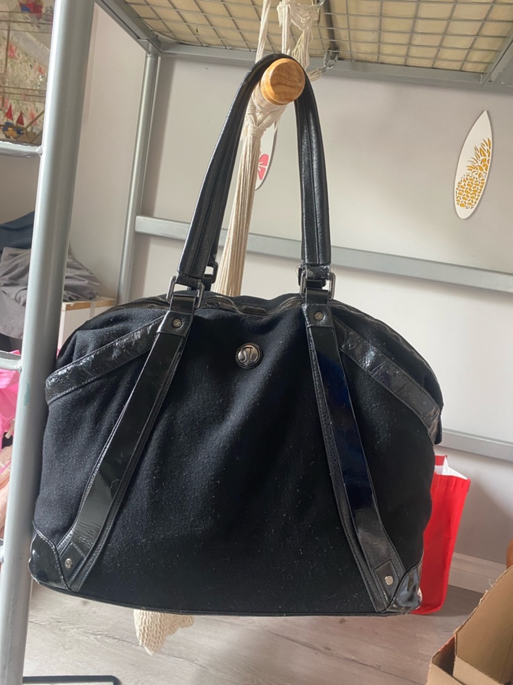 Black Women's Tote Bag  lululemon
